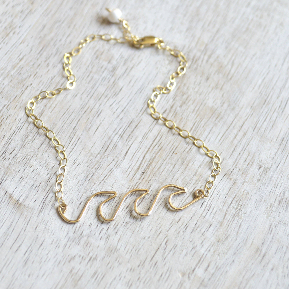 Triple Ocean Wave Anklet in Gold