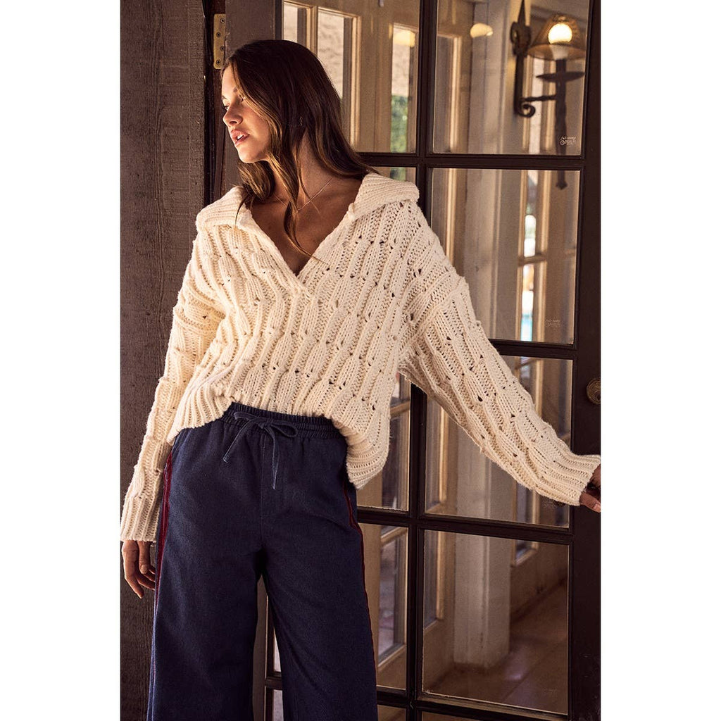 COZY TEXTURED COLLARED SWEATER TOP
