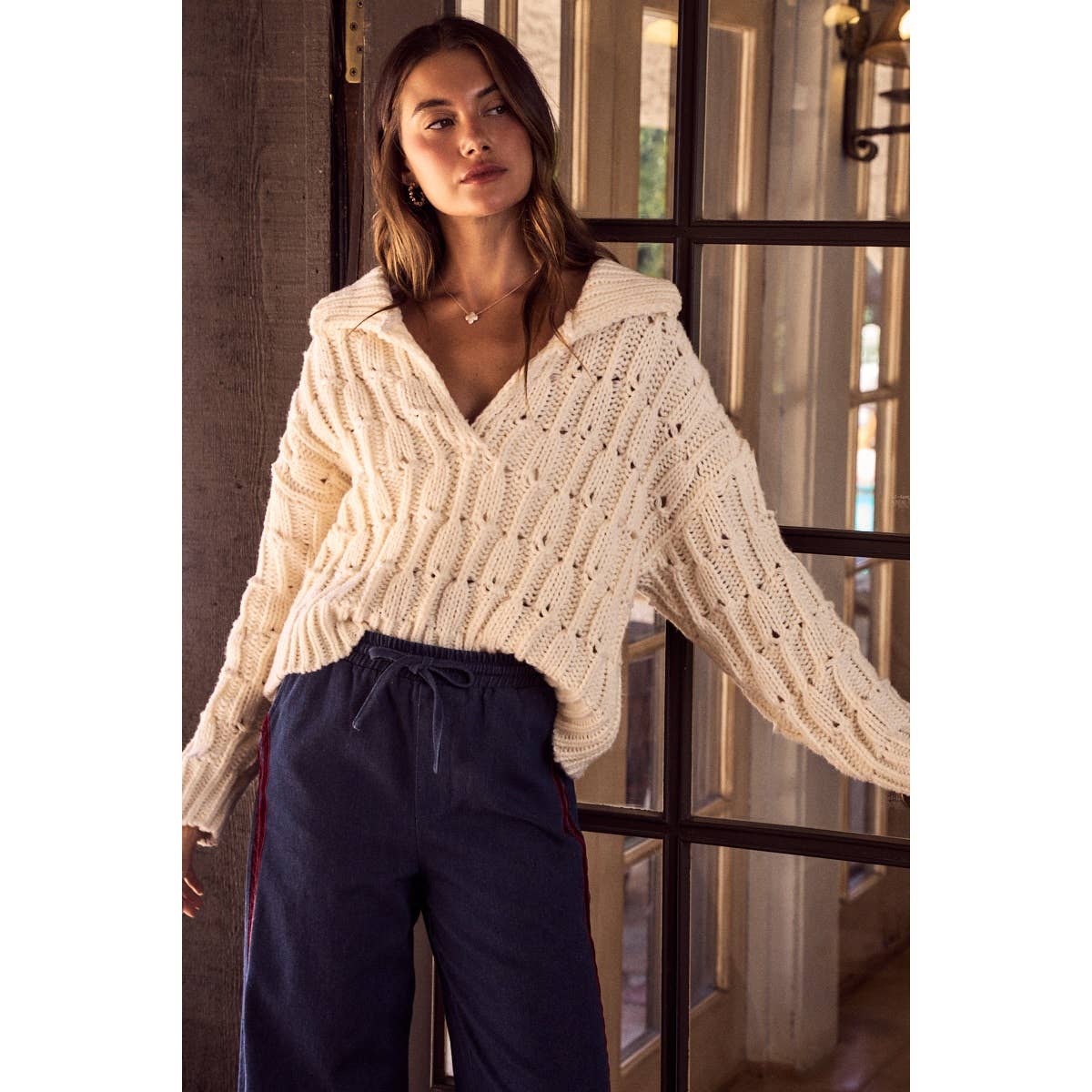 COZY TEXTURED COLLARED SWEATER TOP