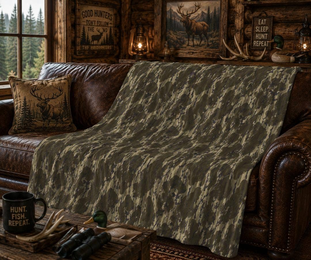 Bottom Camo Plush Camping Blanket Hunting