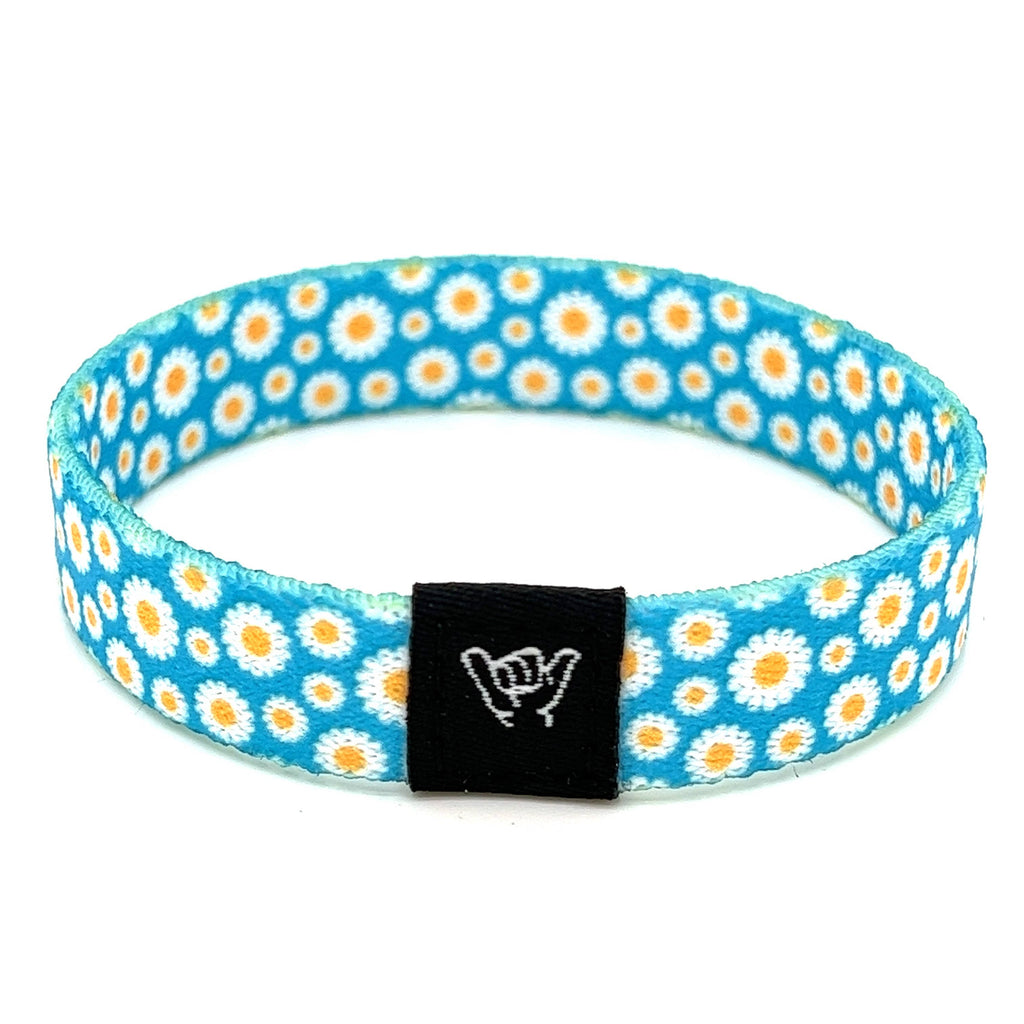 Wild Daises Wristband Bracelet