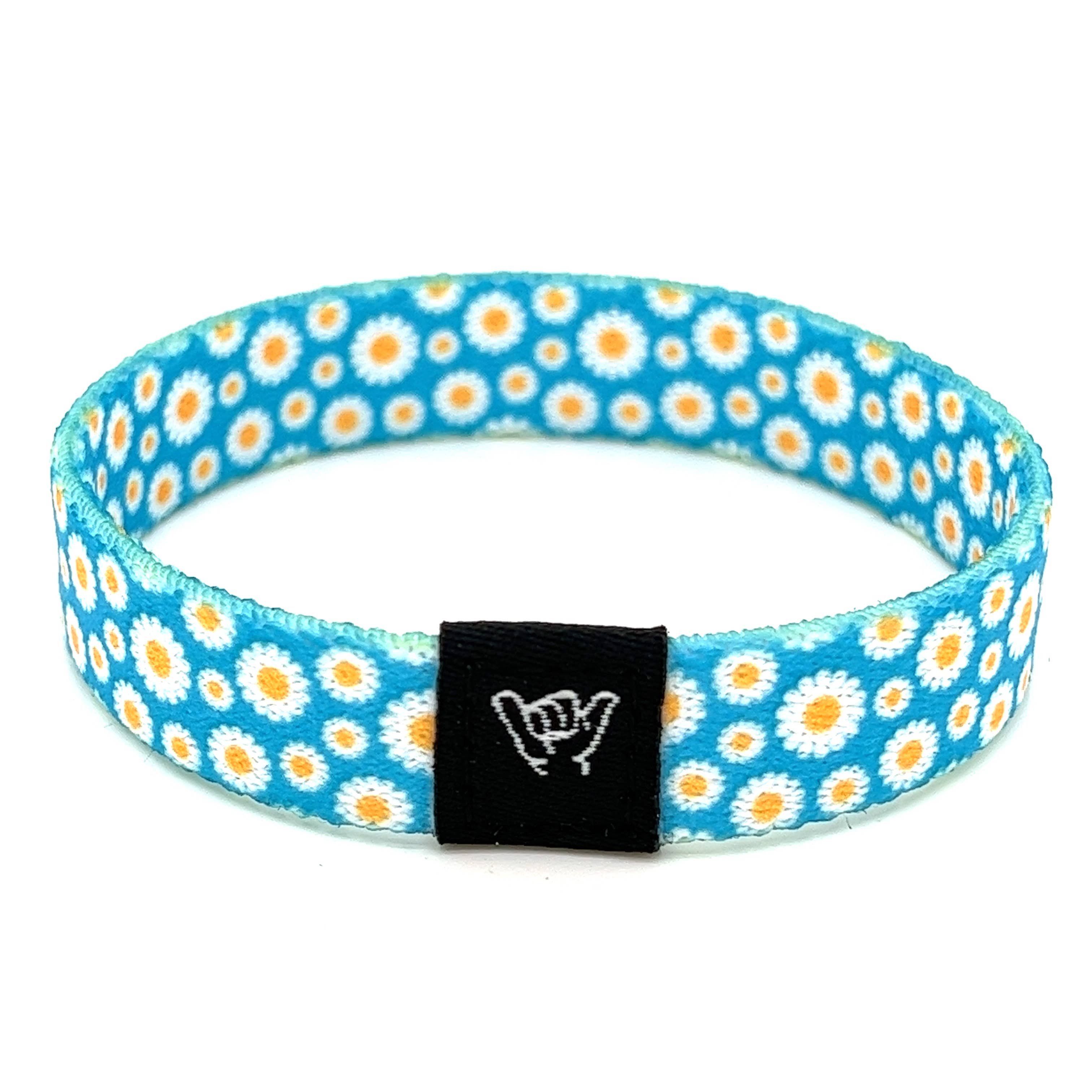 Wild Daises Wristband Bracelet