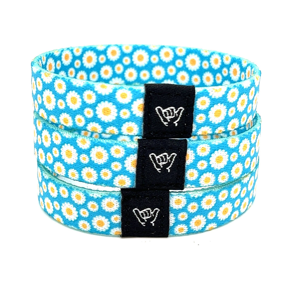Wild Daises Wristband Bracelet